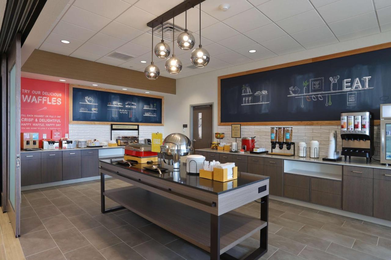 Hampton Inn & Suites Manistee, Mi Екстер'єр фото