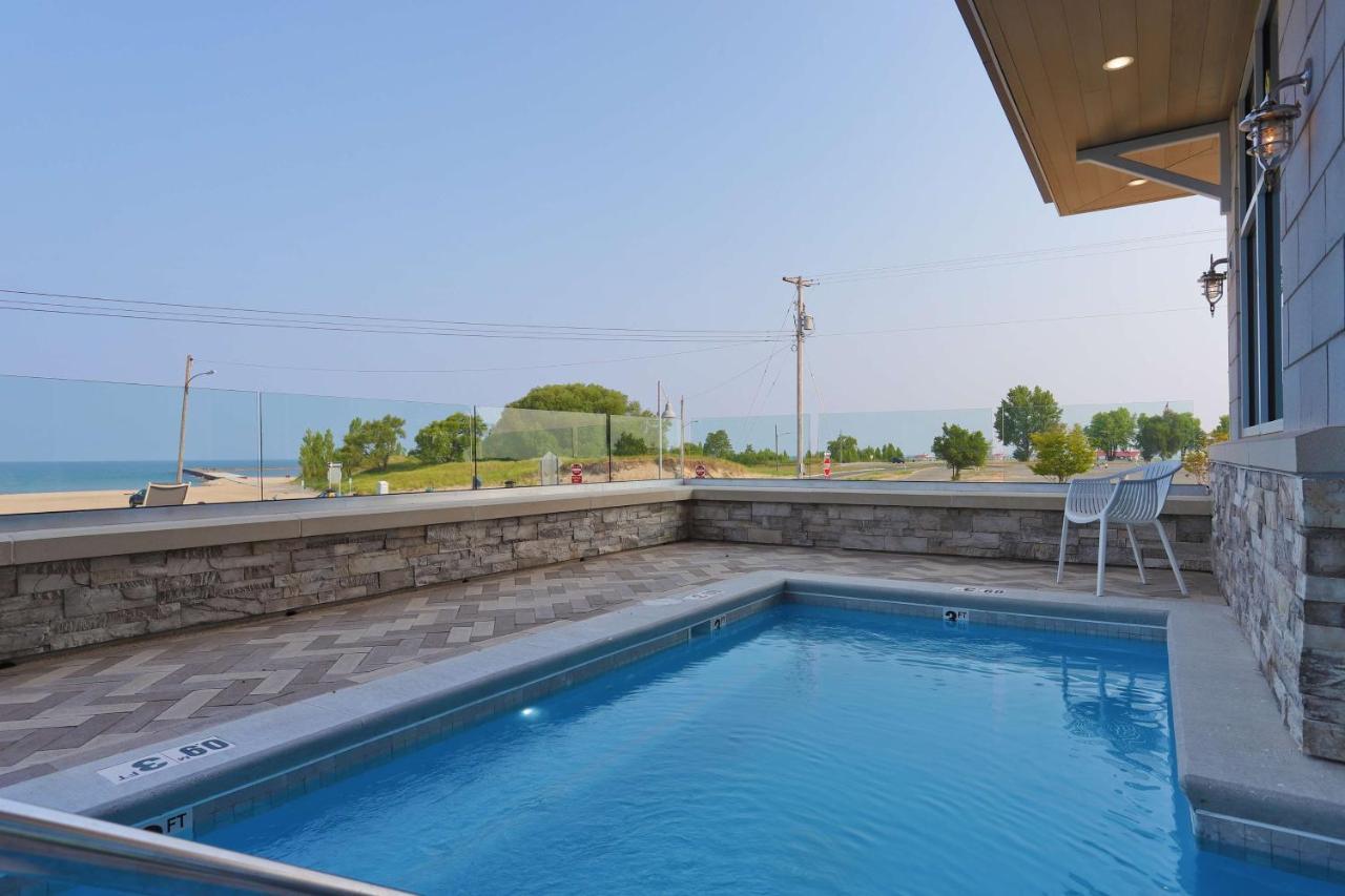 Hampton Inn & Suites Manistee, Mi Екстер'єр фото