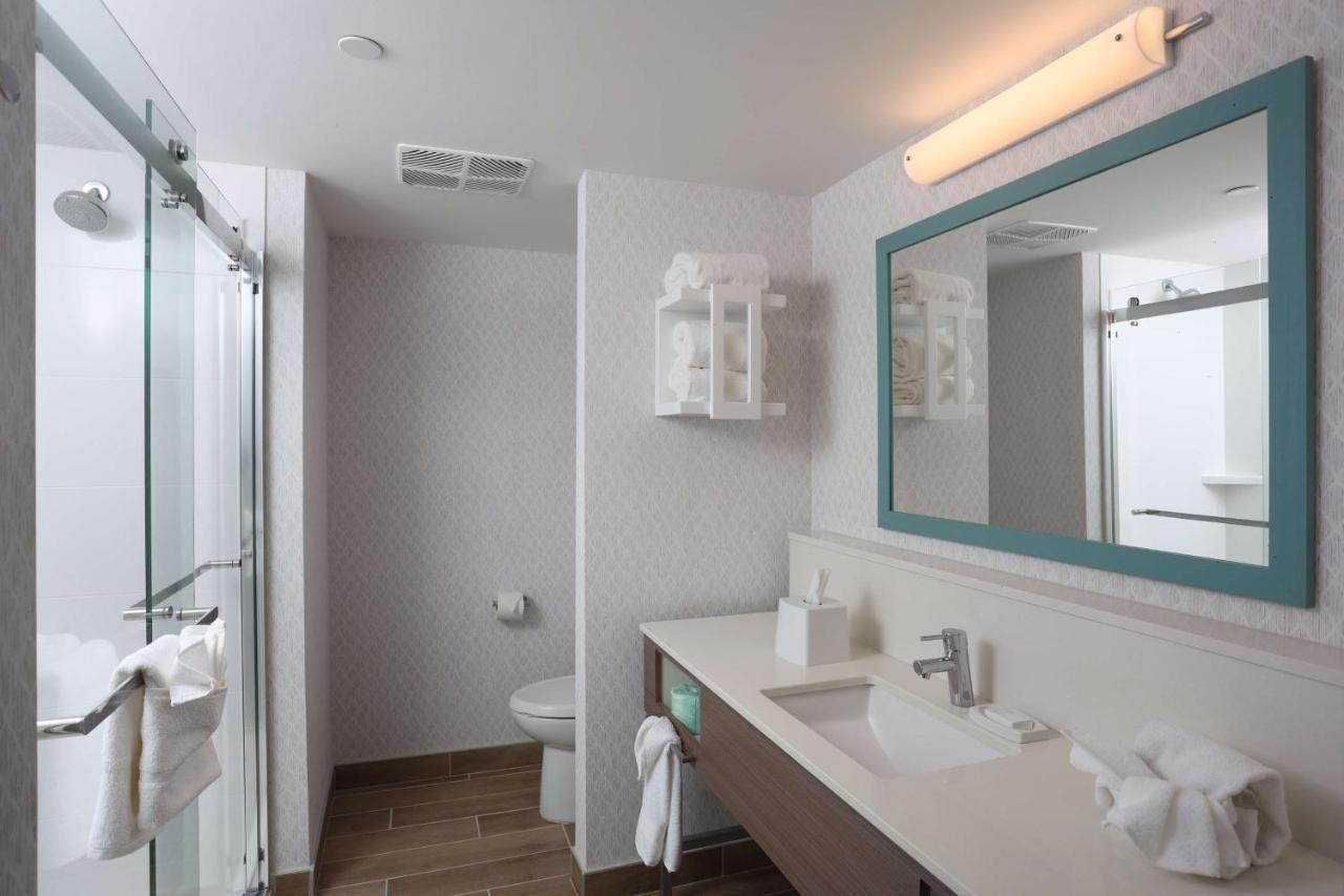 Hampton Inn & Suites Manistee, Mi Екстер'єр фото