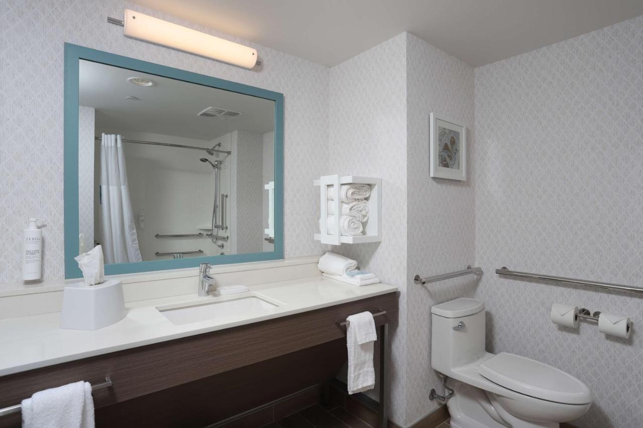 Hampton Inn & Suites Manistee, Mi Екстер'єр фото