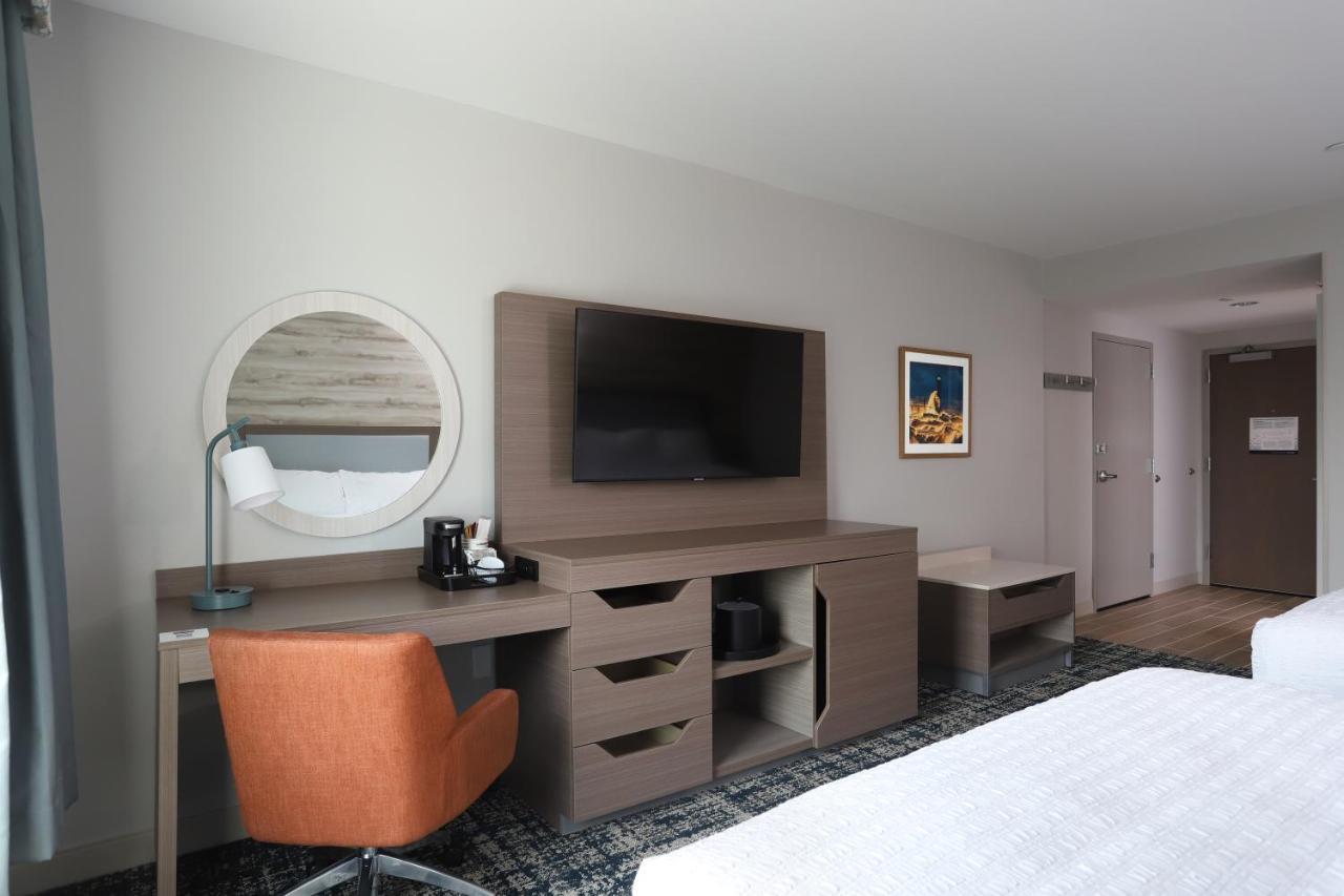 Hampton Inn & Suites Manistee, Mi Екстер'єр фото
