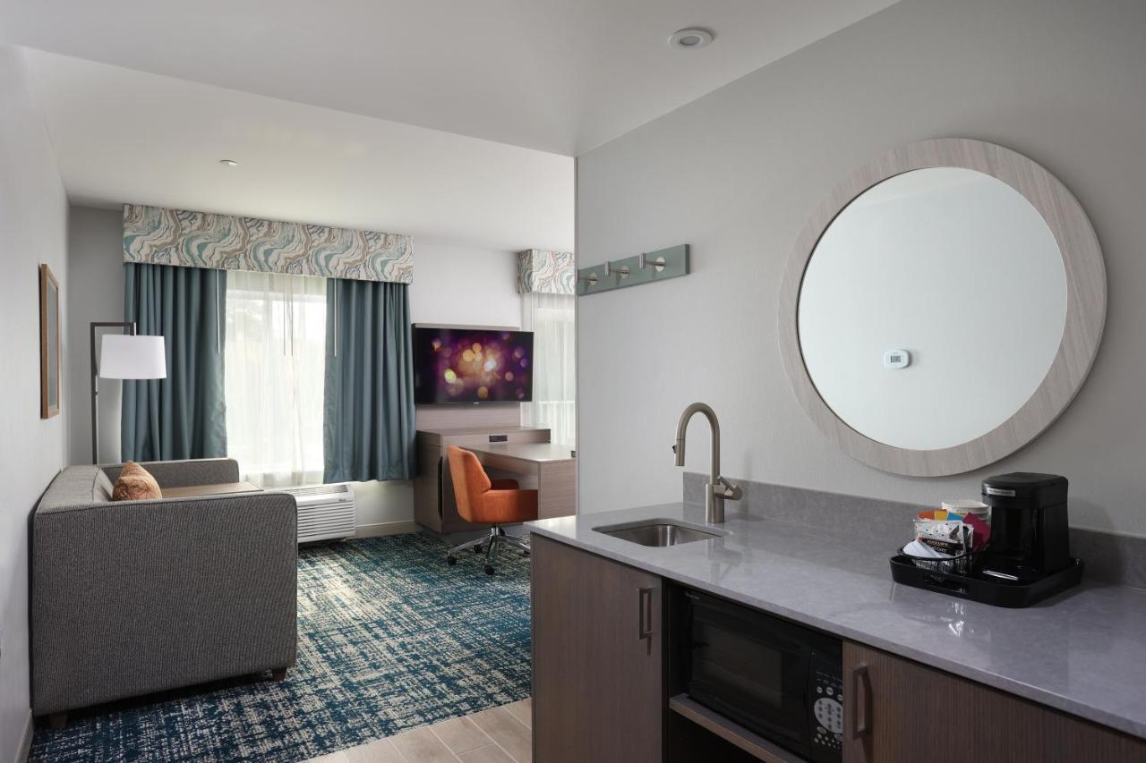 Hampton Inn & Suites Manistee, Mi Екстер'єр фото