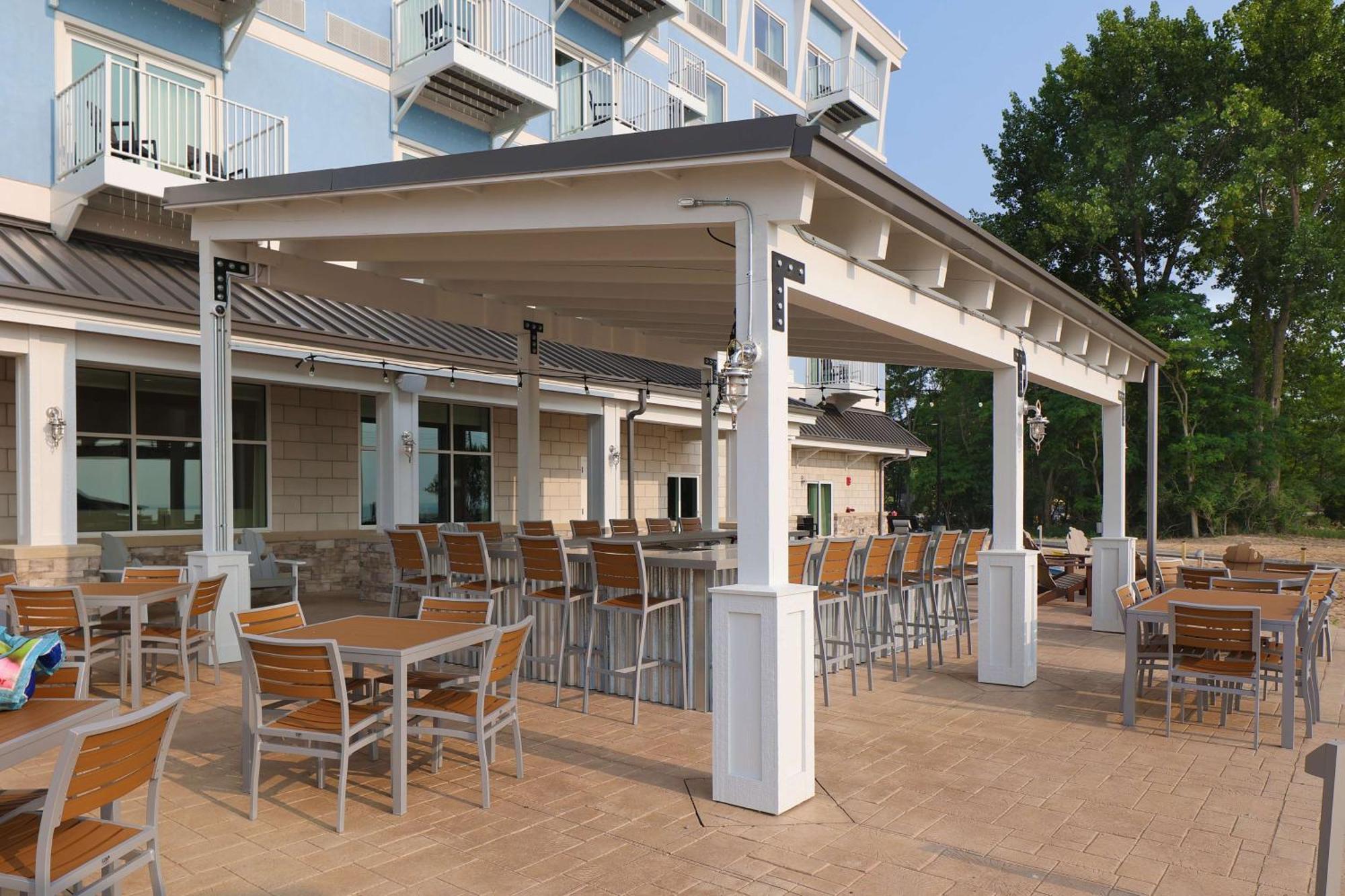 Hampton Inn & Suites Manistee, Mi Екстер'єр фото